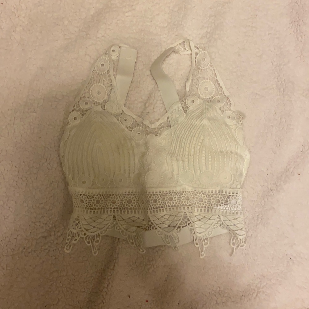 White lacy bra